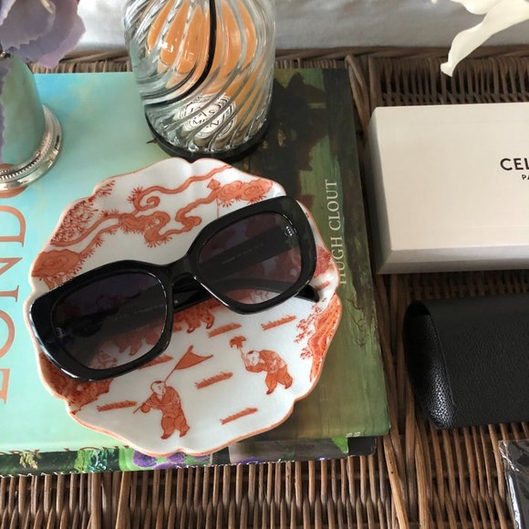 ? NEW Celine Triomphe Black Butterfly Sunglasses main image 4